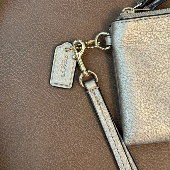 Coach Leather Double Corner Zip Wristlet Wallet - Picture 3 of 6